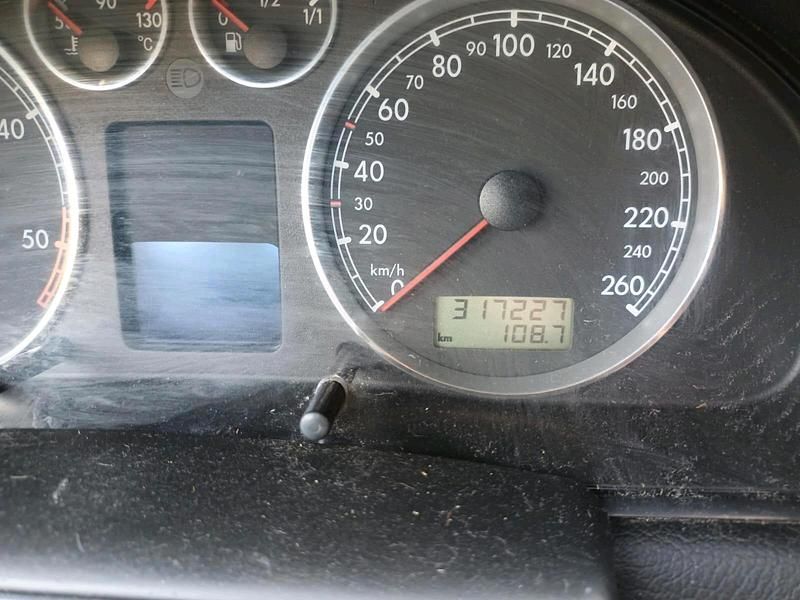 Gebraucht VW Passat 95 PS (69 kW) 2005 Blau Limousine