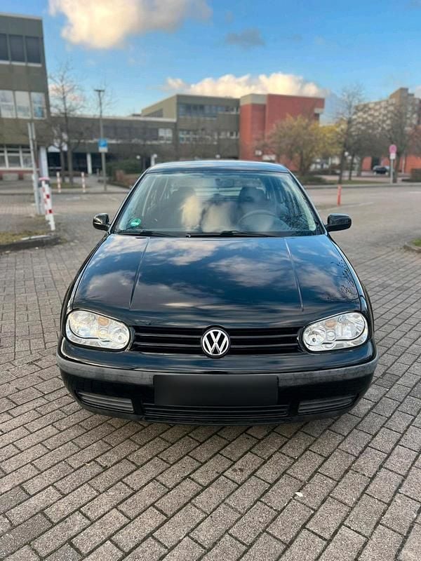 Gebraucht VW Golf III 75 PS (55 kW) 1998 Schwarz Limousine