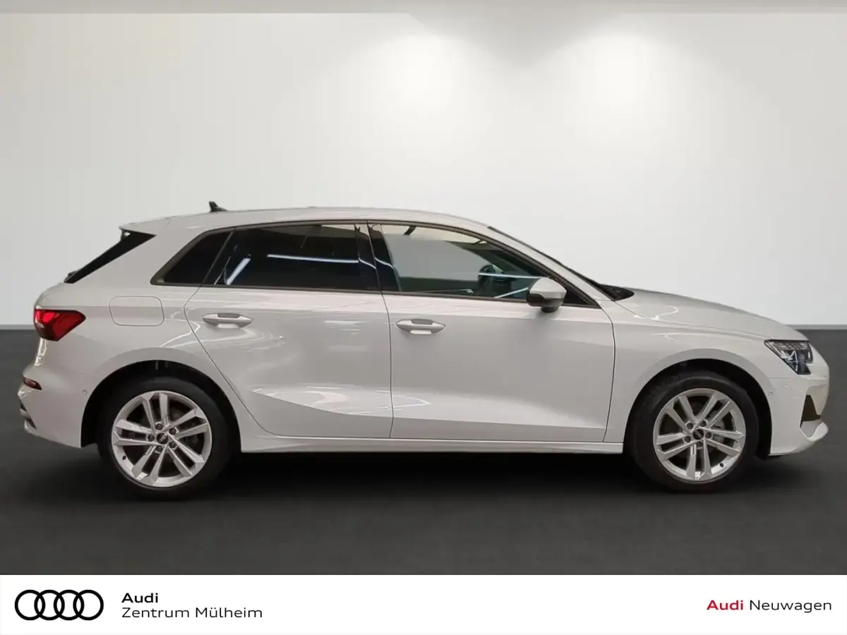 Gebraucht Audi A3 Advanced 150 PS (110 kW) 2025 Weiss Limousine