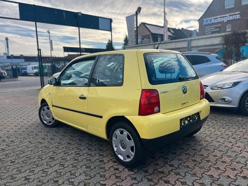 Gebraucht VW Lupo Basis 60 PS (44 kW) 2003 Gelb Kleinwagen