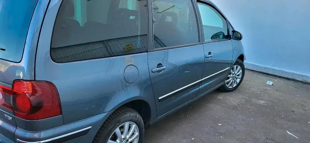 Gebraucht VW Sharan 116 PS (85 kW) 2010 Silber Van / Kleinbus