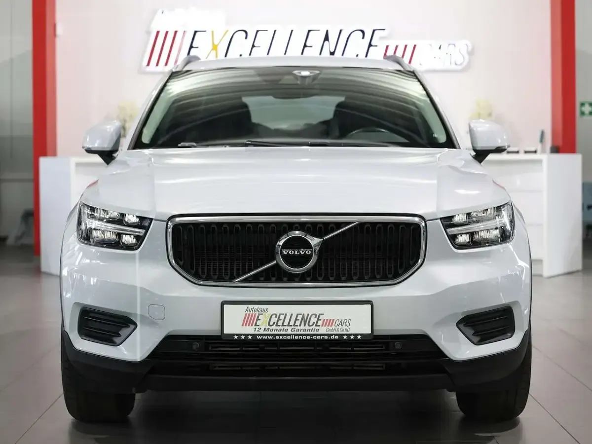 Gebraucht Volvo XC40 Business Edition 150 PS (110 kW) 2019 Silber SUV