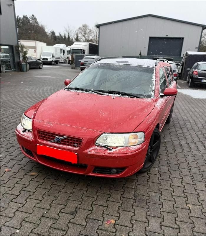 Rot Gebraucht 2006 Volvo V70 Kombi | 14.799 € - Bild 1/4