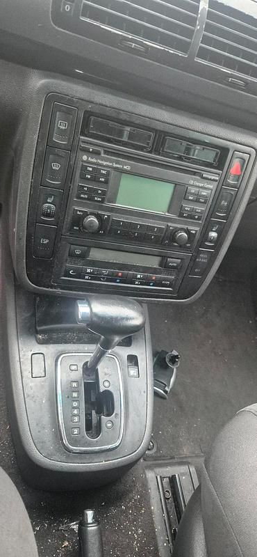 Gebraucht VW Sharan 115 PS (84 kW) 2005 Blau Van / Kleinbus