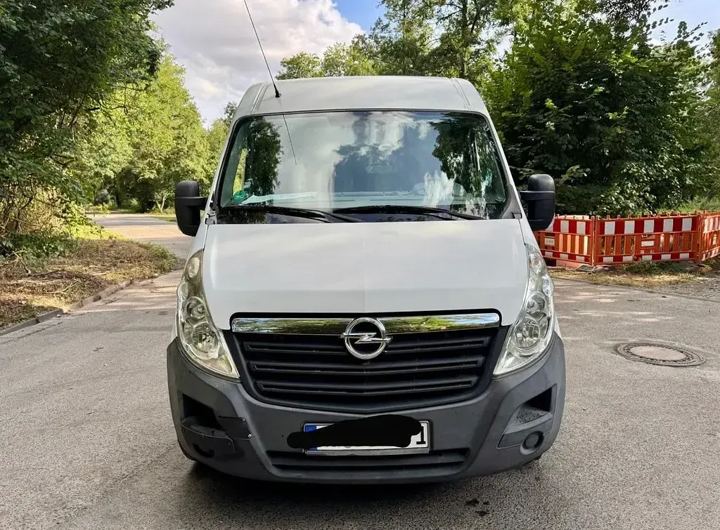 Gebraucht Opel Movano 136 PS (100 kW) 2011 Weiß Van / Kleinbus
