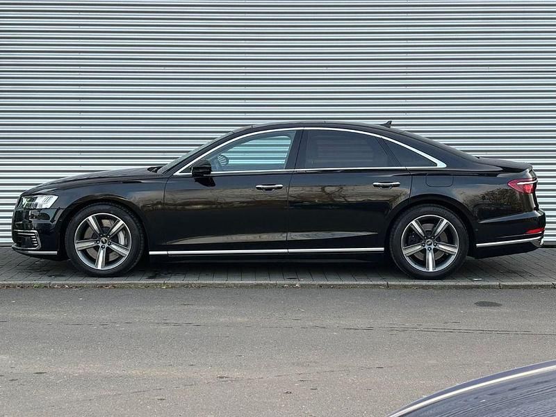 Gebraucht Audi A8 Ambiente 462 PS (339 kW) 2021 Mythosschwarz metallic Limousine