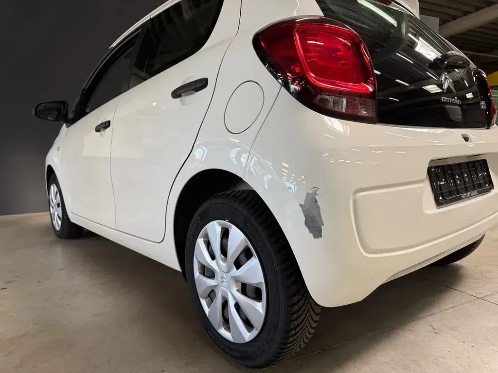 Gebraucht Citroën C1 Live 69 PS (50 kW) 2015 Weiß Kleinwagen