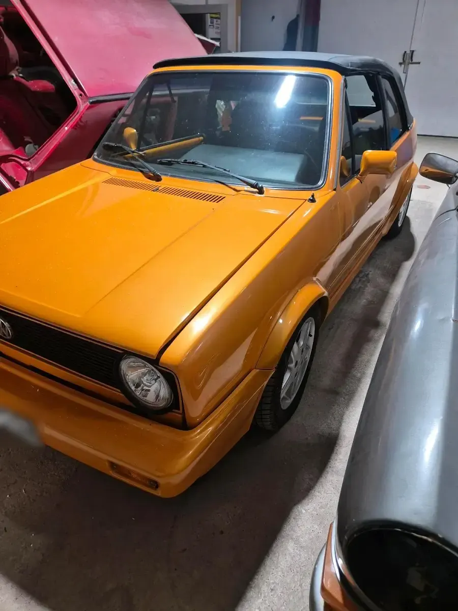 Gebraucht VW Golf Cabriolet 95 PS (69 kW) 1984 Orange Cabrio