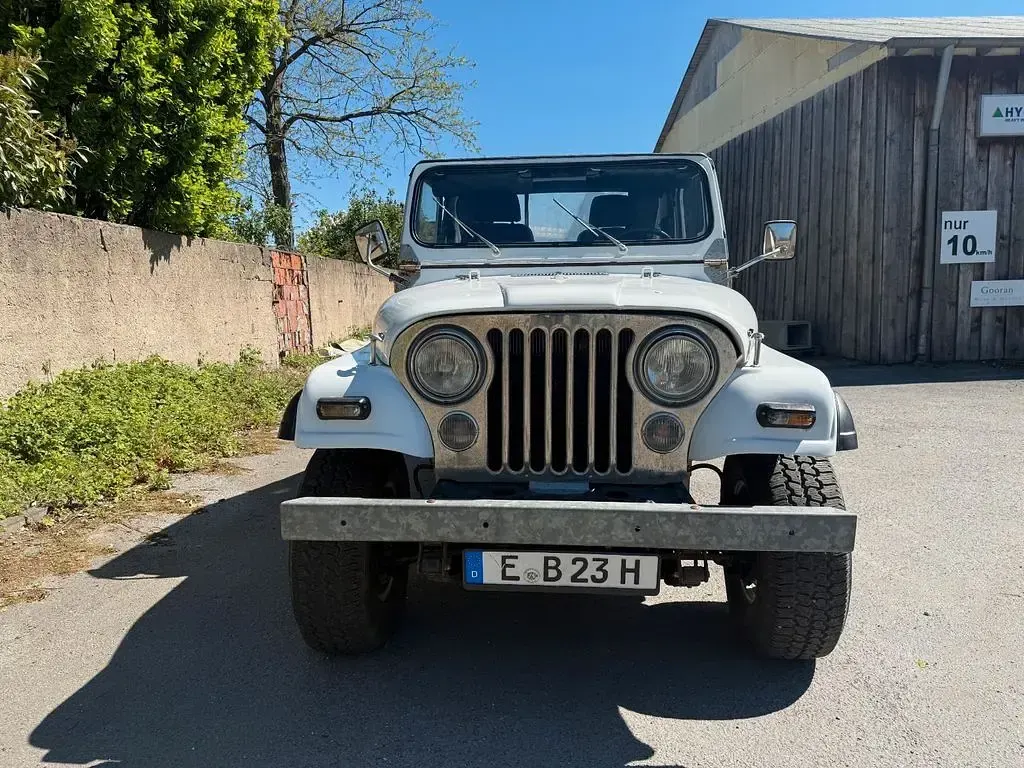 Gebraucht Jeep CJ 121 PS (88 kW) 1986 Weiß SUV