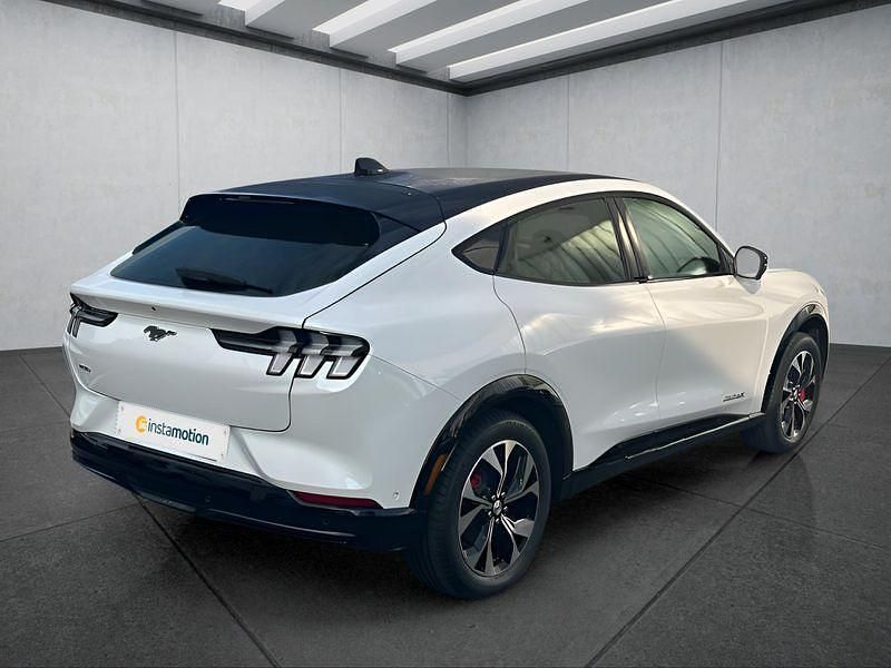 Gebraucht Ford Mustang Mach-E 258 kW (351 PS) 2024 Weiß SUV