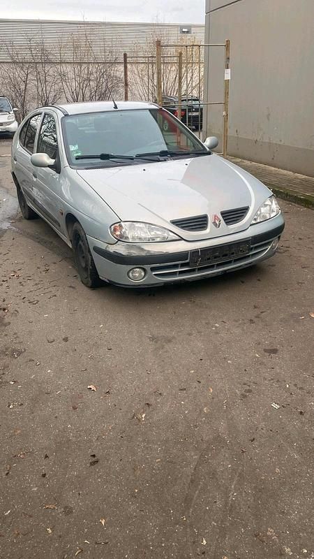 Gebraucht Renault Mégane II 95 PS (69 kW) 2002 Limousine
