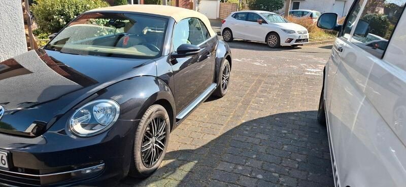 Schwarz Gebraucht 2013 VW Beetle Cabrio | 14.499 € (Teuer) - Bild 1/4