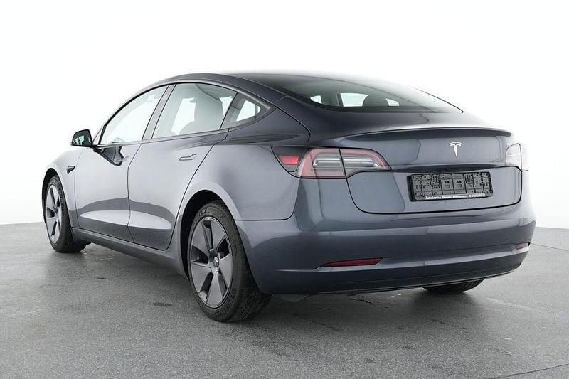 Gebraucht Tesla Model 3 Standard Range 208 kW (283 PS) 2022 Grau Limousine