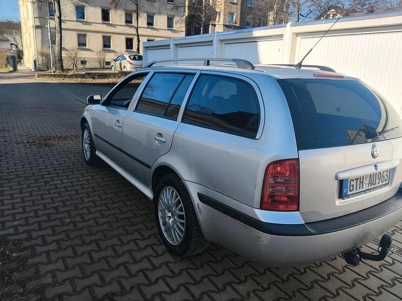 Gebraucht Skoda Octavia 102 PS (75 kW) 2003 Silber Kombi