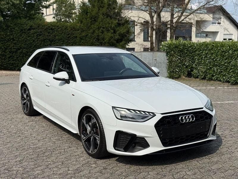 Weiß Gebraucht 2021 Audi A4 S-Line Kombi | 21.999 € (Fairer Preis) - Bild 1/4