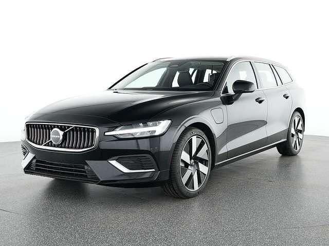 Onyx black / metallic Gebraucht 2021 Volvo V60 Core Kombi | 41.460 € - Bild 1/4