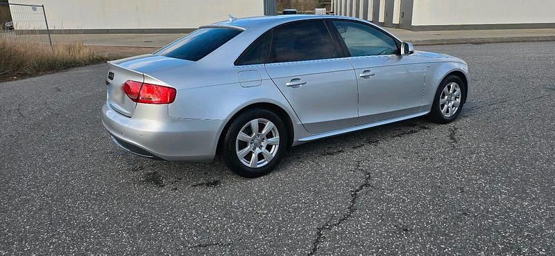 Gebraucht Audi A4 S-Line 160 PS (117 kW) 2011 Limousine
