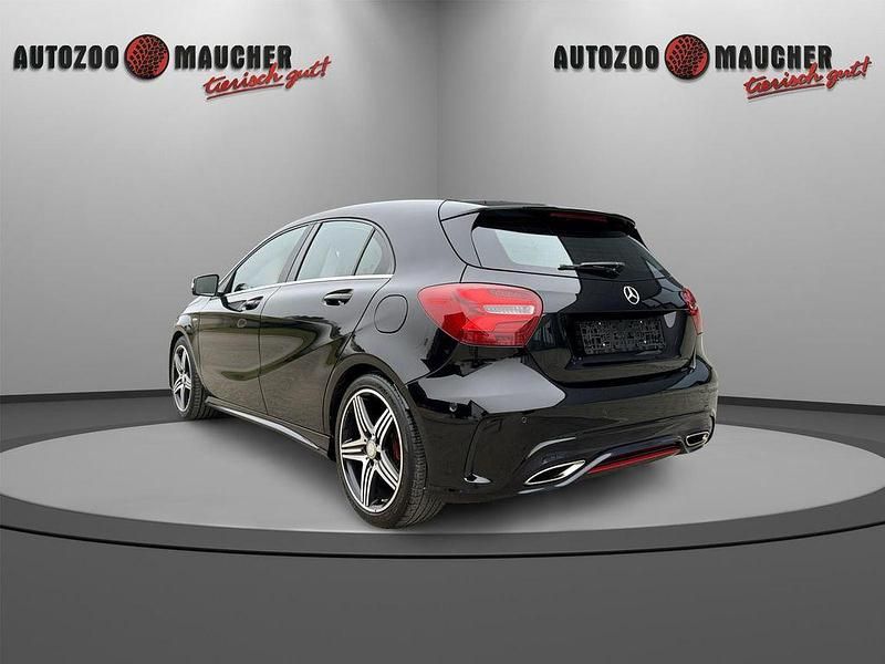 Gebraucht Mercedes A250 218 PS (160 kW) 2016 Kosmosschwarz  metalliclack Limousine