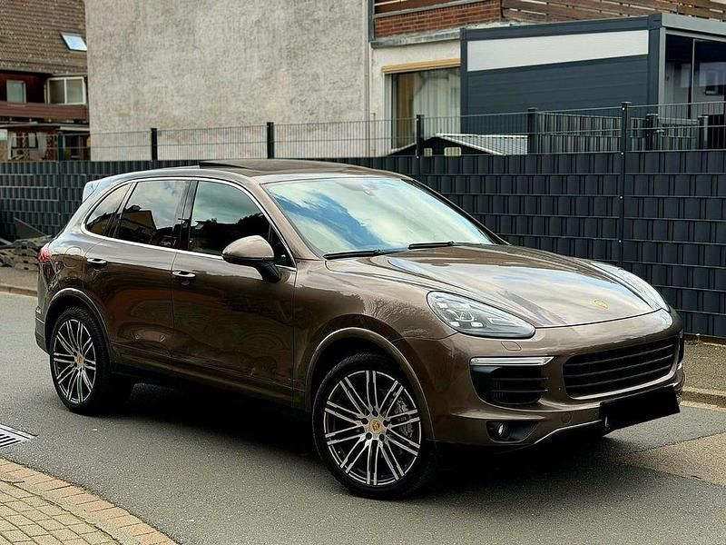 Gebraucht Porsche Cayenne S Chrono 385 PS (283 kW) 2015 Braun SUV