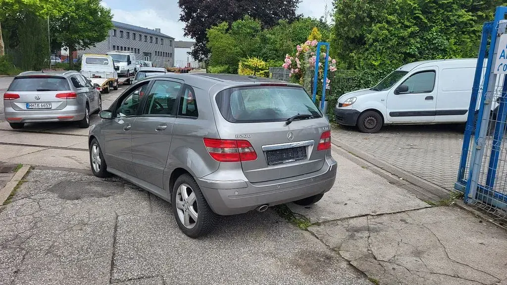 Gebraucht Mercedes B200 140 PS (102 kW) 2007 Schwarz Van / Kleinbus