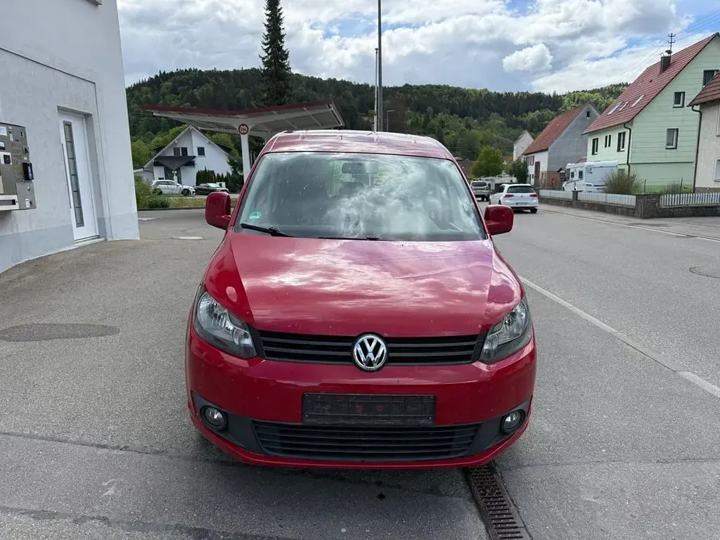 Occasion VW Caddy 102 ch (75 kW) 2011 Rouge Monospace