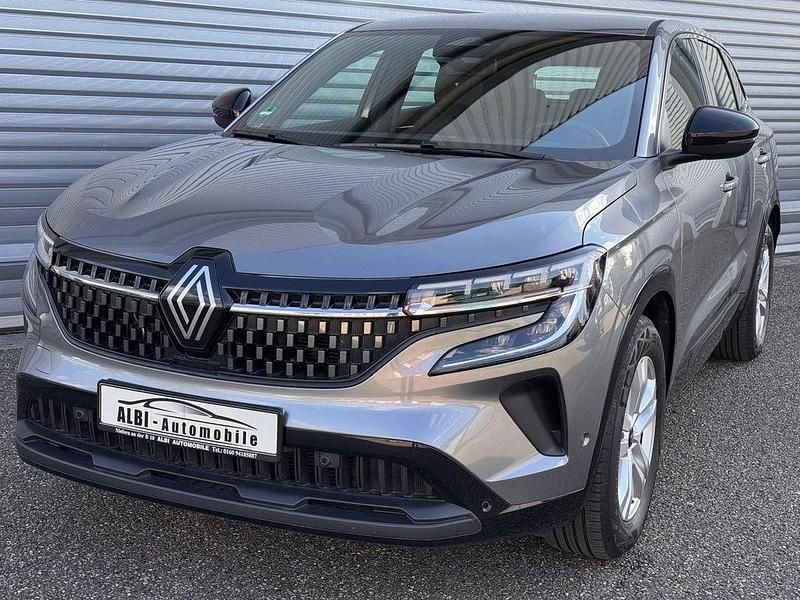 Grau Gebraucht 2023 Renault Austral Equilibre SUV | 23.480 € (Guter Preis) - Bild 1/4