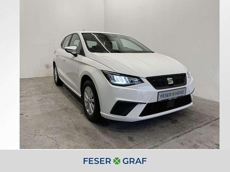 Candyweiß Gebraucht 2024 Seat Ibiza Style Limousine | 16.440 € (Guter Preis) - Bild 1/2