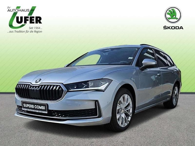 Silber Gebraucht 2025 Skoda Superb Selection Kombi | 44.490 € (Etwas zu teuer) - Bild 1/4