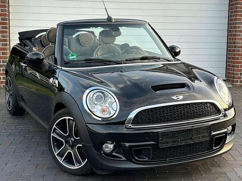 Schwarz Gebraucht 2012 Mini Cooper S Cabriolet Cabrio | 11.990 € (Fairer Preis) - Bild 1/4