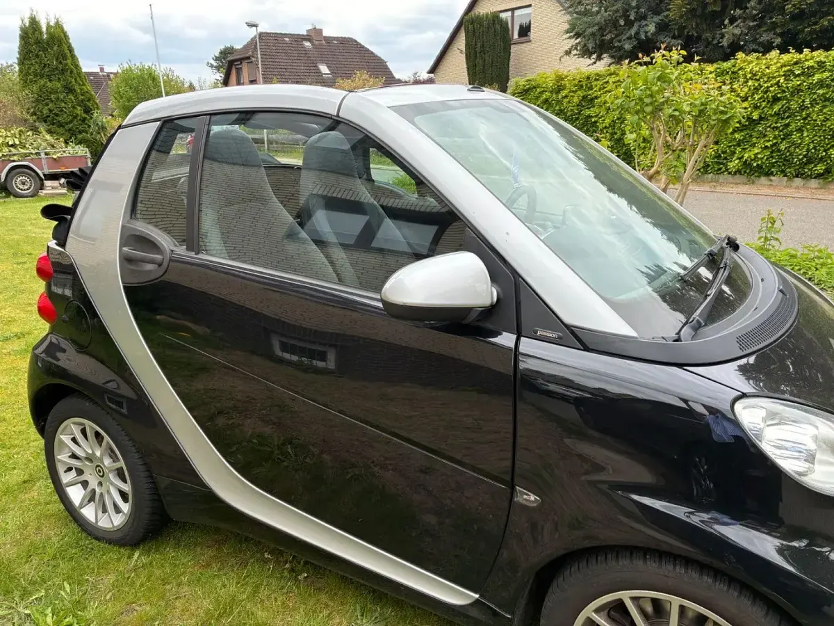 Gebraucht Smart ForTwo Cabrio Passion 71 PS (52 kW) 2011 Schwarz Cabrio