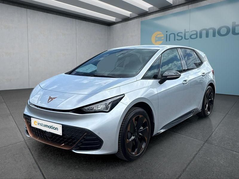Silber Neu 2025 Cupra Born Kleinwagen | 37.749 € (Guter Preis) - Bild 1/4