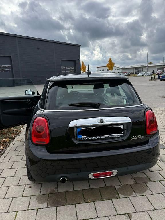 Gebraucht Mini Cooper D 116 PS (85 kW) 2016 Schwarz Kleinwagen