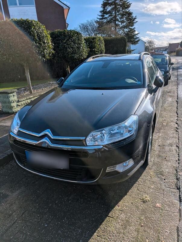 Andere außenfarben Gebraucht 2015 Citroën C5 Kombi | 5.900 € (Guter Preis) - Bild 1/4