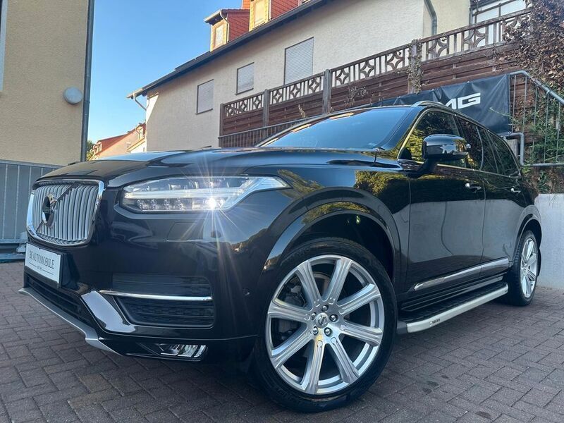 Schwarz Gebraucht 2016 Volvo XC90 Inscription SUV | 31.989 € (Fairer Preis) - Bild 1/4