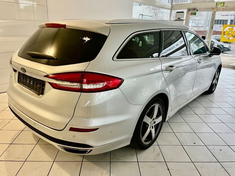 Gebraucht Ford Mondeo Titanium 190 PS (139 kW) 2019 Silber Limousine