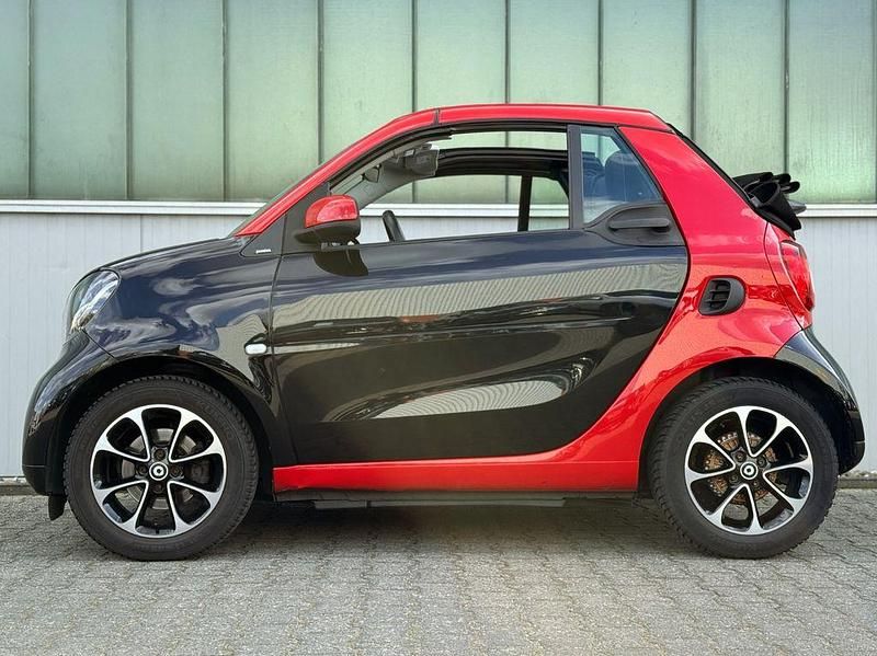 Gebraucht Smart ForTwo Cabrio Passion 71 PS (52 kW) 2016 Schwarz Cabrio
