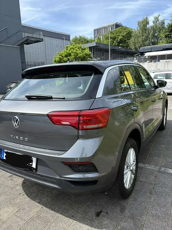 Gebraucht VW T-Roc 150 PS (110 kW) 2019 Grau SUV