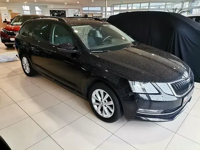 Gebraucht Skoda Octavia Style 116 PS (85 kW) 2019 Schwarz Kombi