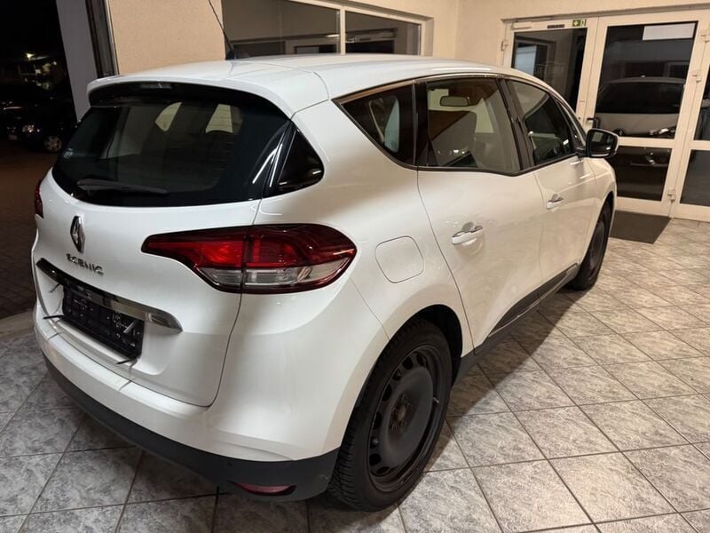 Gebraucht Renault Scénic IV Intens 140 PS (102 kW) 2018 Weiß Van / Kleinbus