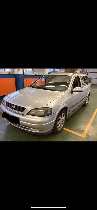 Silber Gebraucht 2004 Opel Astra Njoy Kombi | 2.200 € (Guter Preis) - Bild 1/4