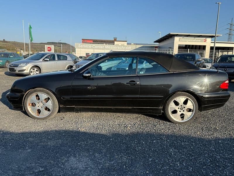 Gebraucht Mercedes CLK230 Avantgarde 193 PS (141 kW) 2000 Schwarz Cabrio