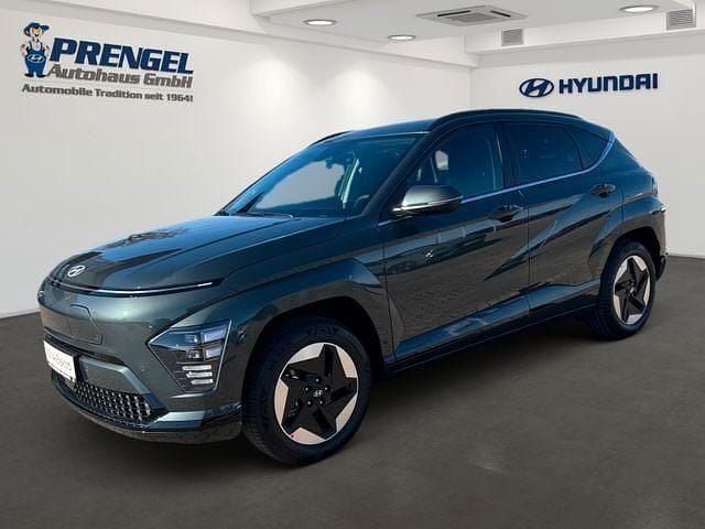 Meta blue mineraleffekt Gebraucht 2024 Hyundai Kona Trend SUV | 36.980 € (Guter Preis) - Bild 1/4