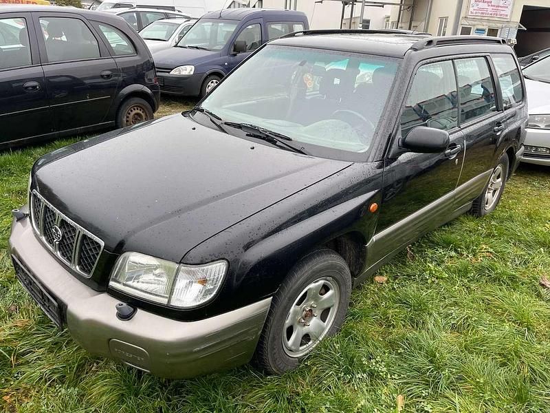 Schwarz Gebraucht 2002 Subaru Forester SUV | 1.200 € (Guter Preis) - Bild 1/4
