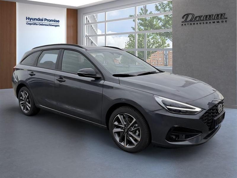 Neu Hyundai i30 140 PS (102 kW) 2025 Grau Kombi