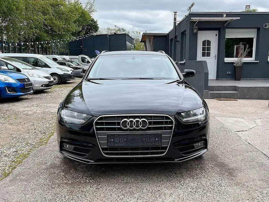 Gebraucht Audi A4 Ambition 177 PS (130 kW) 2012 Schwarz Kombi
