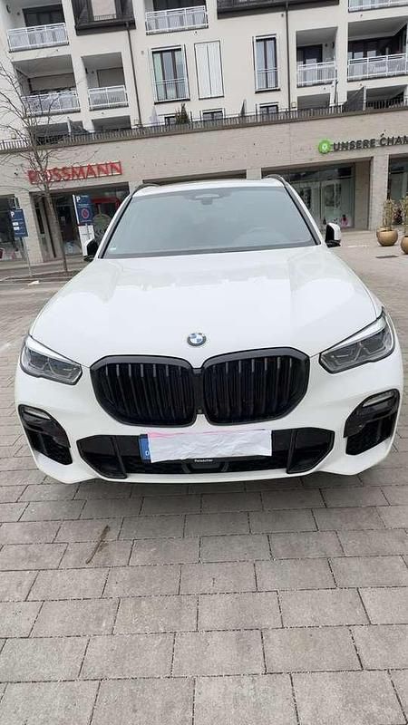 Weiß Gebraucht 2020 BMW X5 Performance SUV | 56.500 € (Teuer) - Bild 1/4