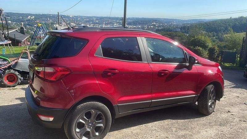 Rot Gebraucht 2019 Ford Ecosport Cool & Connect SUV | 10.700 € (Fairer Preis) - Bild 1/4