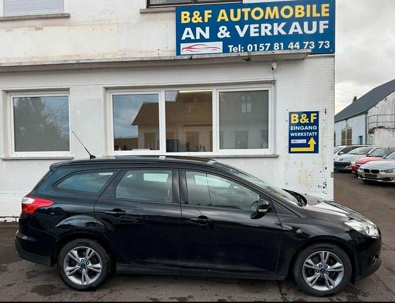 Gebraucht Ford Focus SYNC Edition 116 PS (85 kW) 2014 Schwarz Kombi