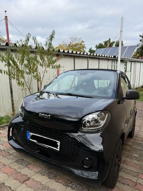 Schwarz Gebraucht 2021 Smart ForTwo Electric Drive Coupé | 8.500 € (Fairer Preis) - Bild 1/4