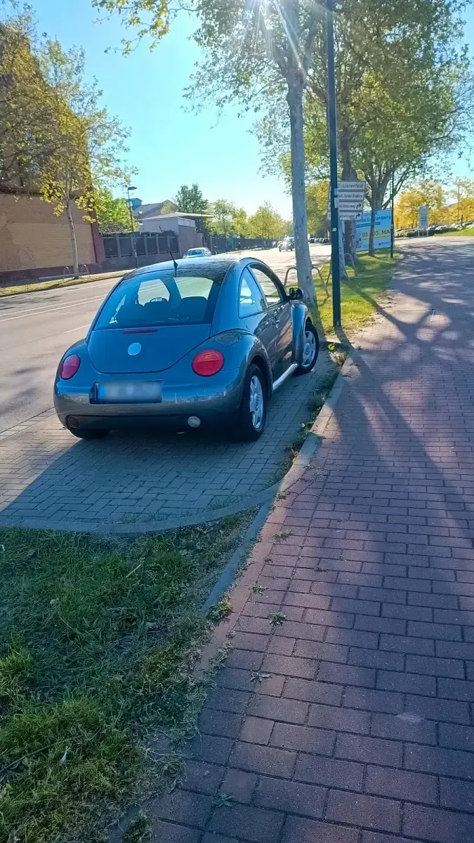 Gebraucht VW New Beetle 90 PS (66 kW) 2002 Grau Kleinwagen